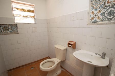 Casa para alugar com 65m², 1 quarto e sem vagaBanheiro