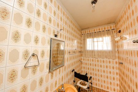 Casa à venda com 281m², 5 quartos e 3 vagasBanheiro Social