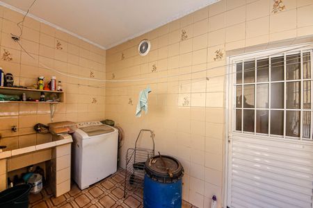 Casa à venda com 281m², 5 quartos e 3 vagasÁrea de Serviço