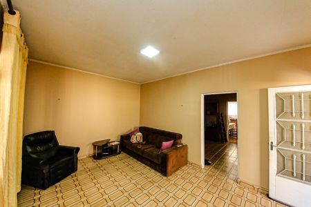 Casa à venda com 281m², 5 quartos e 3 vagasSala