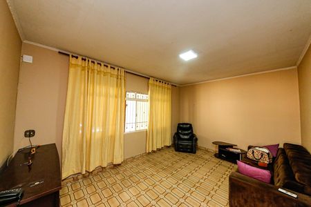 Sala de casa à venda com 5 quartos, 281m² em Jardim das Rosas (zona Leste I), São Paulo