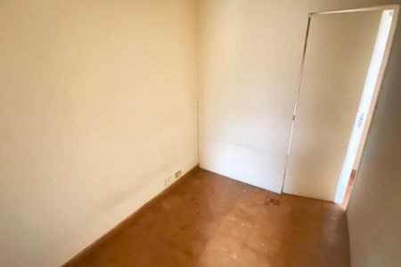 Casa à venda com 360m², 5 quartos e 8 vagas Casa à venda com 360m², 5 quartos e 8 vagasQuarto 4