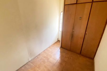 Casa à venda com 360m², 5 quartos e 8 vagas Casa à venda com 360m², 5 quartos e 8 vagasQuarto 4