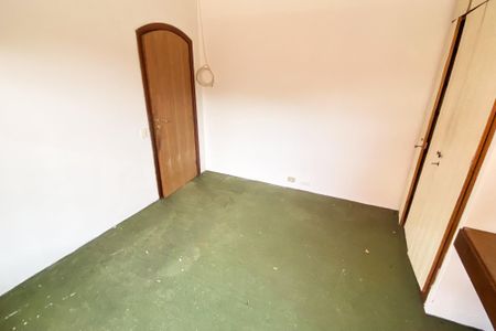 Casa à venda com 360m², 5 quartos e 8 vagas Casa à venda com 360m², 5 quartos e 8 vagasQuarto 1