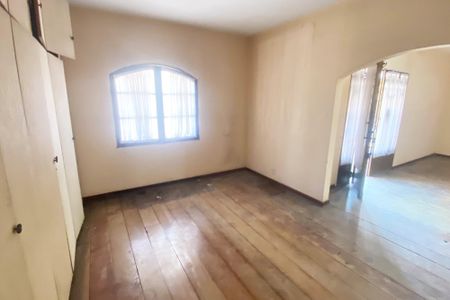 Casa à venda com 360m², 5 quartos e 8 vagas Casa à venda com 360m², 5 quartos e 8 vagasSala 2