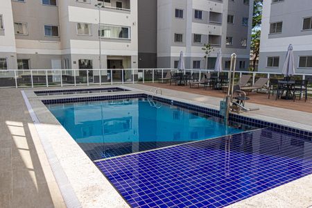 Apartamento para alugar com 40m², 2 quartos e 1 vaga Apartamento para alugar com 40m², 2 quartos e 1 vagaÁrea comum - Piscina