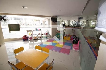 Apartamento à venda com 64m², 3 quartos e 1 vagaÁrea comum