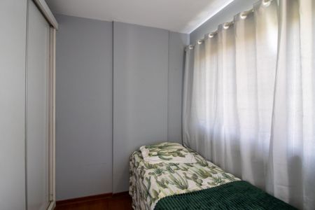 Apartamento à venda com 64m², 3 quartos e 1 vagaQuarto 2
