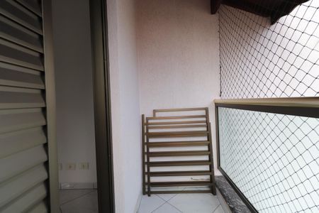 Casa à venda com 220m², 3 quartos e 4 vagasVaranda da Suíte