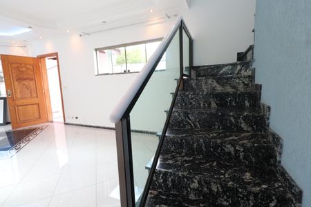 Casa à venda com 220m², 3 quartos e 4 vagasSala