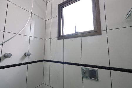 Casa à venda com 220m², 3 quartos e 4 vagasBanheiro da Suíte 2