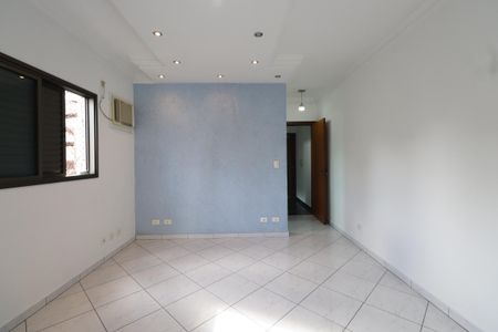 Casa à venda com 220m², 3 quartos e 4 vagasSuíte