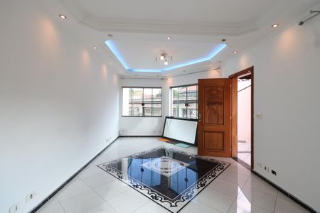 Casa à venda com 220m², 3 quartos e 4 vagasSala