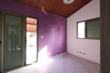 Casa à venda com 220m², 3 quartos e 4 vagasQuarto 