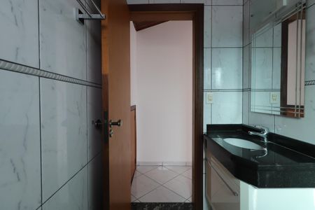 Casa à venda com 220m², 3 quartos e 4 vagasBanheiro Social