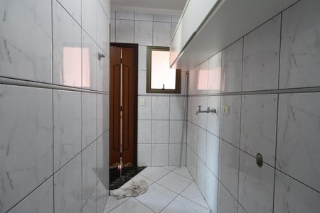 Casa à venda com 220m², 3 quartos e 4 vagasÁrea de Serviço