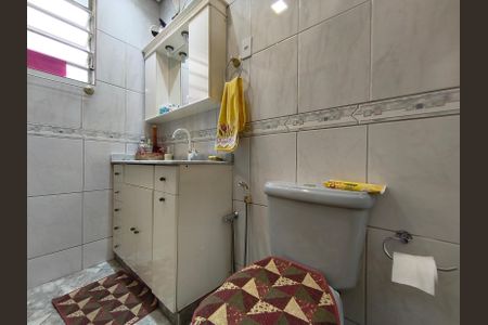 Casa à venda com 200m², 3 quartos e 2 vagasBanheiro Social