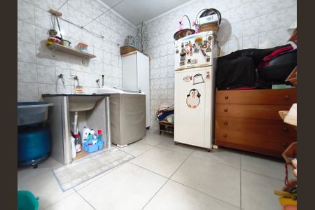 Casa à venda com 200m², 3 quartos e 2 vagasÁrea de Serviço