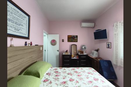 Casa à venda com 200m², 3 quartos e 2 vagasQuarto 1