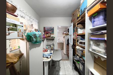 Casa à venda com 200m², 3 quartos e 2 vagasQuarto de Serviço