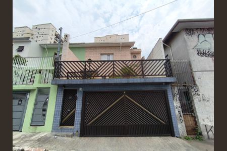 Casa à venda com 200m², 3 quartos e 2 vagasFachada