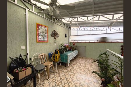 Casa à venda com 200m², 3 quartos e 2 vagasÁrea Externa