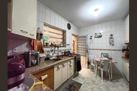 Casa à venda com 200m², 3 quartos e 2 vagasCozinha