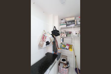 Apartamento à venda com 74m², 2 quartos e 2 vagasÁrea de Serviço