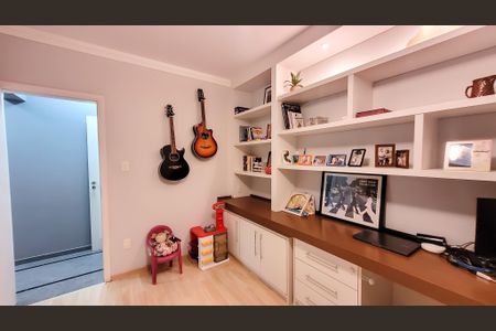 Apartamento à venda com 117m², 3 quartos e 3 vagas Apartamento à venda com 117m², 3 quartos e 3 vagasQuarto 1