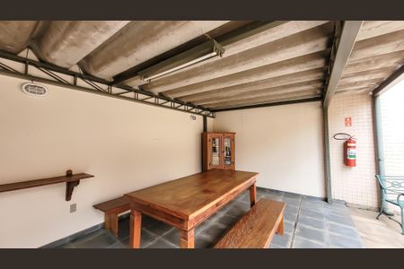 Apartamento à venda com 117m², 3 quartos e 3 vagas Apartamento à venda com 117m², 3 quartos e 3 vagasÁrea comum - Churrasqueira