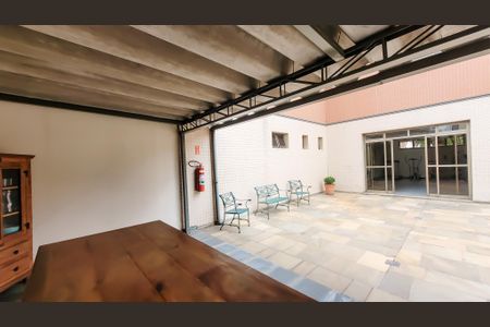 Apartamento à venda com 117m², 3 quartos e 3 vagas Apartamento à venda com 117m², 3 quartos e 3 vagasÁrea comum - Churrasqueira