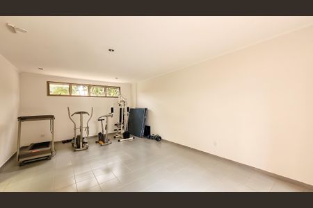 Apartamento à venda com 117m², 3 quartos e 3 vagas Apartamento à venda com 117m², 3 quartos e 3 vagasÁrea comum - Academia