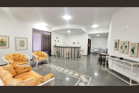 Apartamento à venda com 117m², 3 quartos e 3 vagas Apartamento à venda com 117m², 3 quartos e 3 vagasÁrea comum - Salão de festas