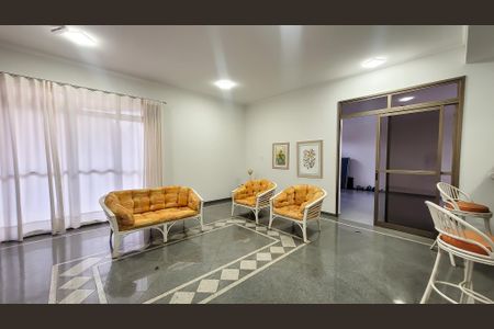 Apartamento à venda com 117m², 3 quartos e 3 vagas Apartamento à venda com 117m², 3 quartos e 3 vagasÁrea comum - Salão de festas
