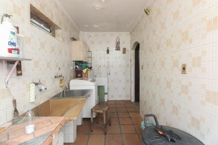 Casa à venda com 360m², 3 quartos e 3 vagas Casa à venda com 360m², 3 quartos e 3 vagasÁrea de Serviço