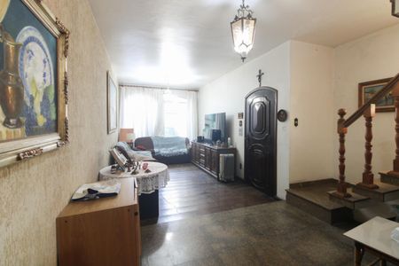 Casa à venda com 360m², 3 quartos e 3 vagas Casa à venda com 360m², 3 quartos e 3 vagasSala