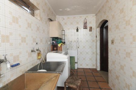 Casa à venda com 360m², 3 quartos e 3 vagas Casa à venda com 360m², 3 quartos e 3 vagasÁrea de Serviço