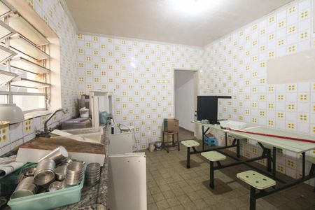 Casa à venda com 360m², 3 quartos e 3 vagas Casa à venda com 360m², 3 quartos e 3 vagasCozinha da Edícula