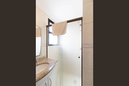 Apartamento à venda com 92m², 3 quartos e 2 vagasBanheiro da Suíte