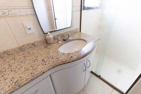 Apartamento à venda com 92m², 3 quartos e 2 vagasBanheiro da Suíte