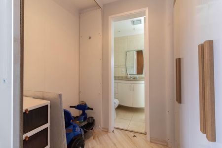 Apartamento à venda com 92m², 3 quartos e 2 vagasCloset da Suíte