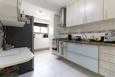 Apartamento à venda com 92m², 3 quartos e 2 vagasCozinha 