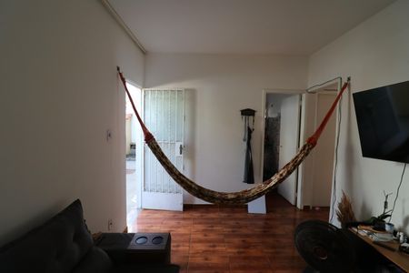 Casa à venda com 140m², 2 quartos e 1 vagaSala