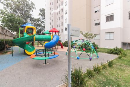 Apartamento para alugar com 42m², 2 quartos e 1 vagaCondomínio - Playground