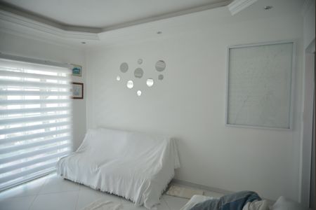 Sala de casa para alugar com 2 quartos, 270m² em Vila Valparaíso, Santo André