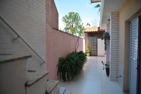 Casa à venda com 270m², 2 quartos e 3 vagasQuintal