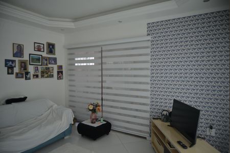 Sala de casa para alugar com 2 quartos, 270m² em Vila Valparaíso, Santo André