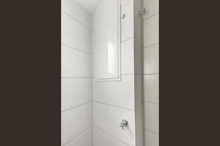 Apartamento para alugar com 60m², 2 quartos e sem vagaBanheiro