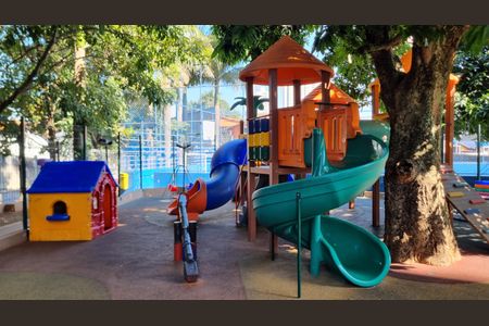 Apartamento para alugar com 150m², 2 quartos e 1 vagaÁrea comum - Playground