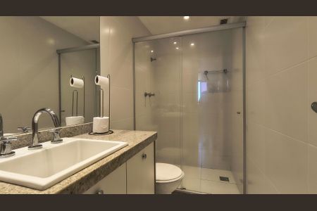 Apartamento à venda com 119m², 4 quartos e 2 vagasBanheiro da Suíte 2